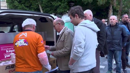 Mersin Büyükşehir'den Haftanın 6 Günü 6 Noktada Kaynar İkramı