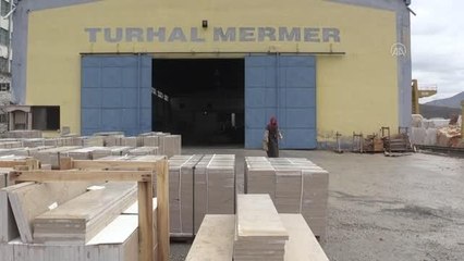 Tokat mermeri 5 ülkede yapıları süslüyor