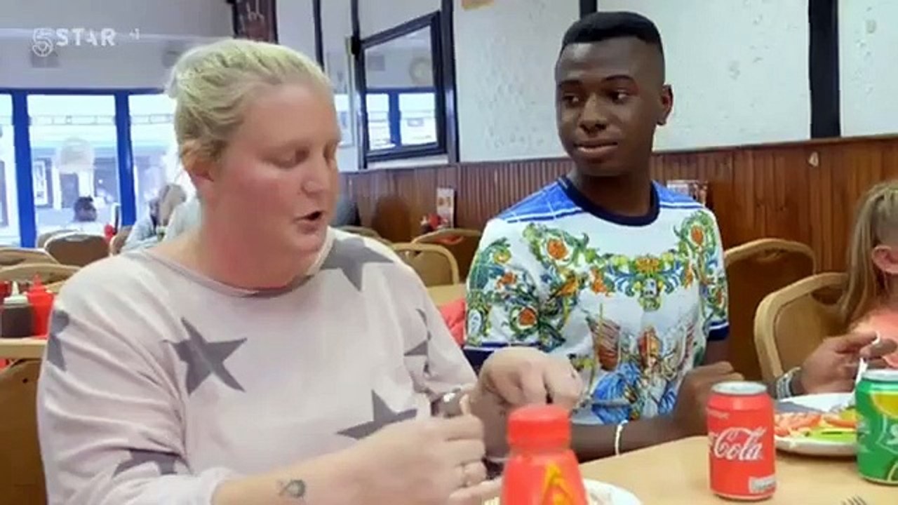 Rich Kids Go Skint - Se2 - Ep03 HD Watch