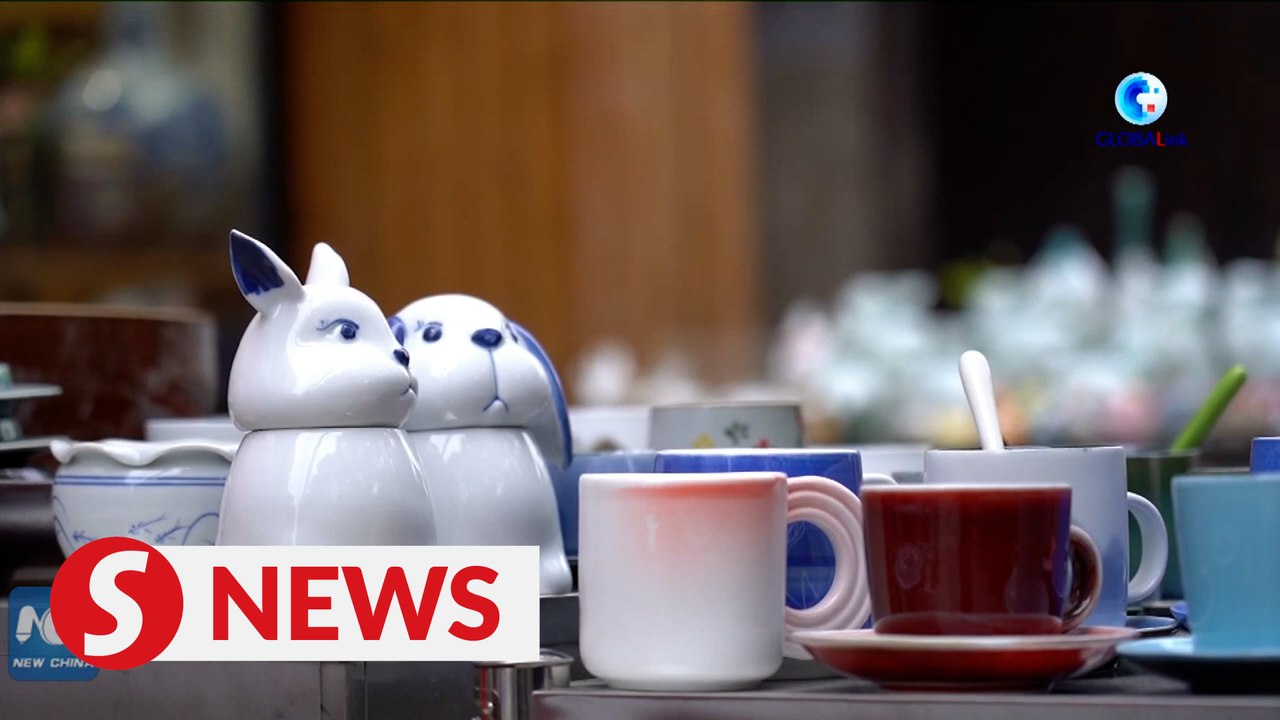 Porcelains for Year of the Rabbit popular in China's porcelain capital