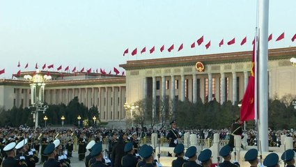 Tiananmen Square: China raises national flag to mark first day of 2023
