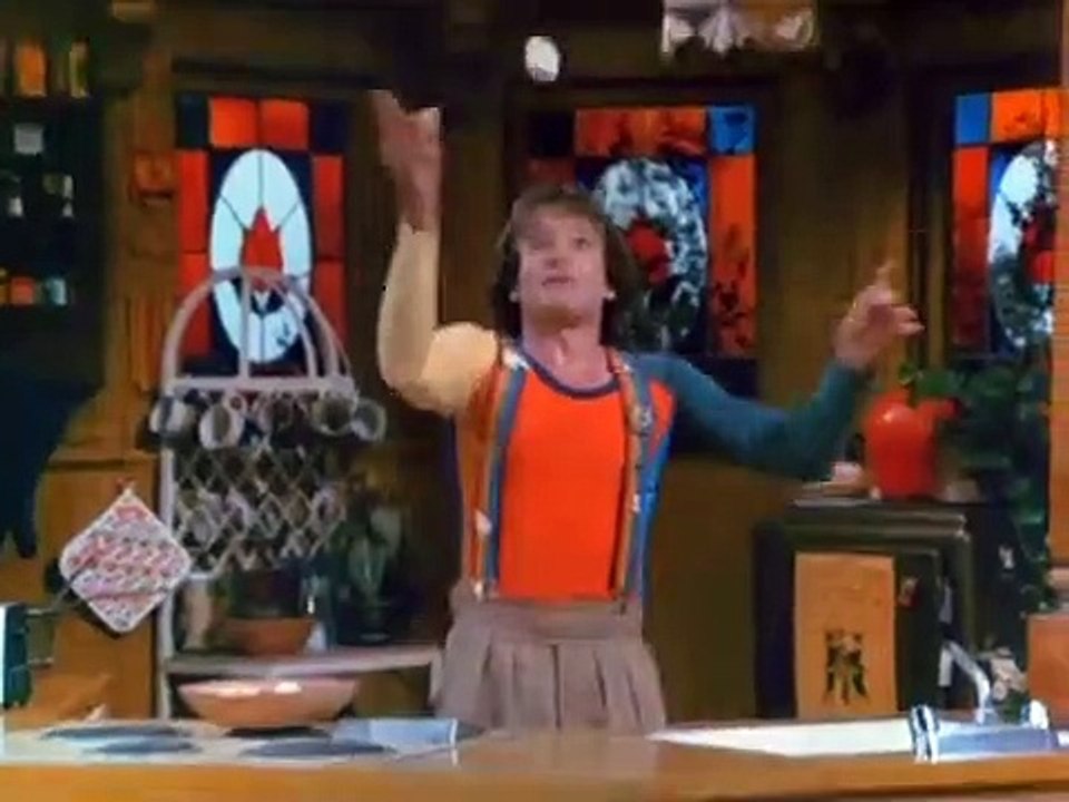 Mork and Mindy - Se2 - Ep08 - A Morkville Horror HD Watch