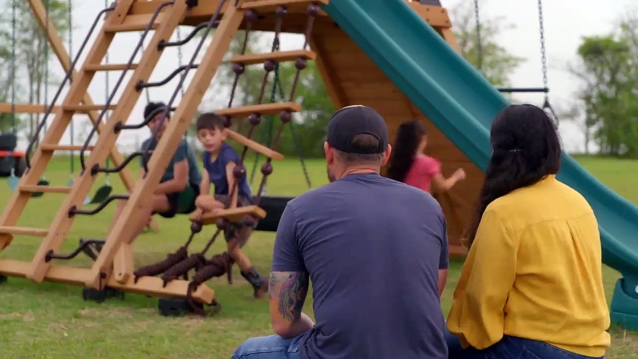 Fixer Upper - Welcome Home - Se1 - Ep08 HD Watch