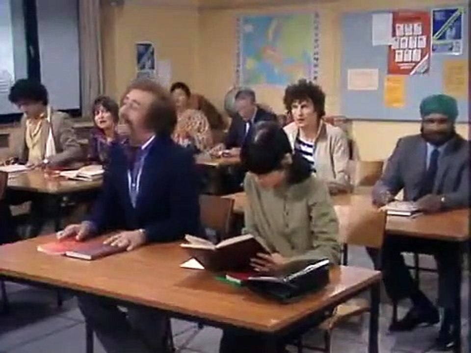 Mind Your Language - Se3 - Ep08 HD Watch