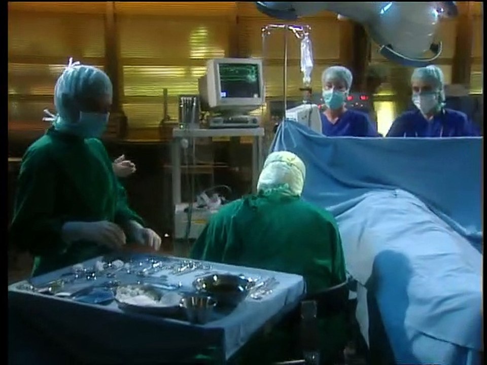 Alphateam - Die Lebensretter im OP Staffel 5 Folge 1