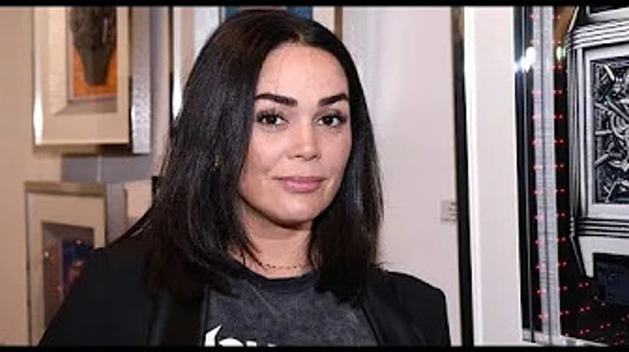 Lola Dewaere fière de ses formes, elle répond cash aux rumeurs par le biais d’une photo sur Instag
