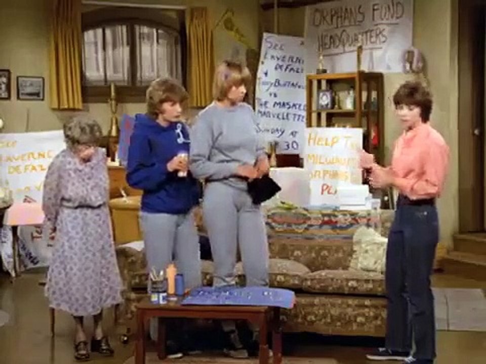 Laverne and Shirley - Se3 - Ep02 -Tag Team Wrestling HD Watch