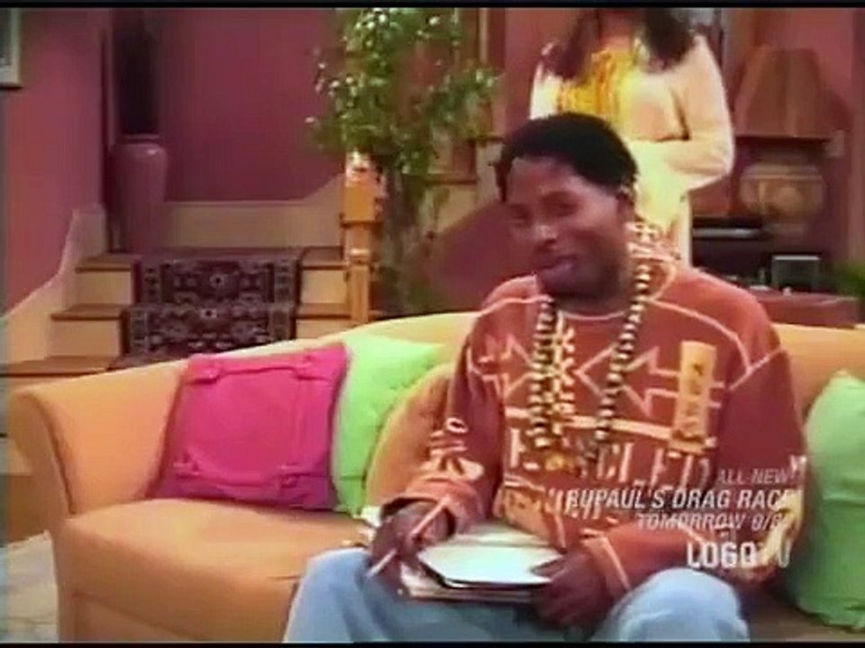 Living Single - Se2 - Ep25 - To Grandmother's House We Go HD Watch