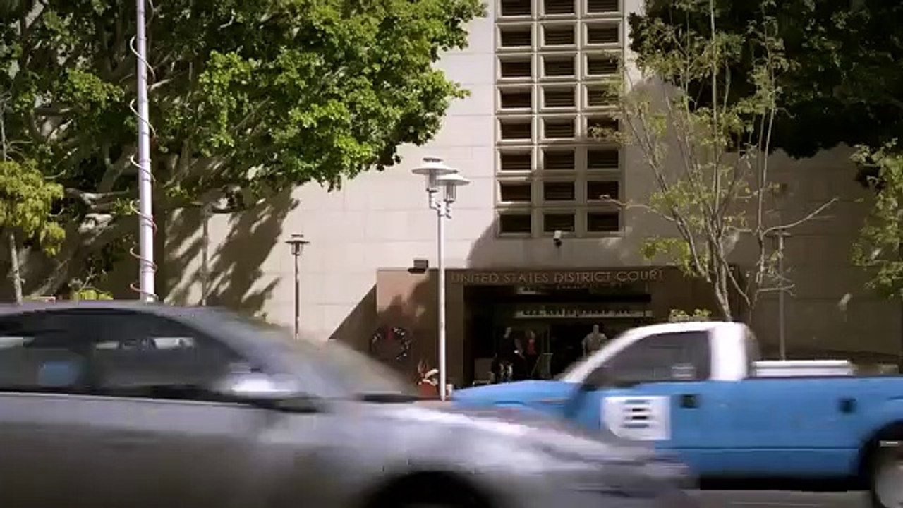 Bosch - Se1 - Ep03 - Chapter Three - Blue Religion HD Watch