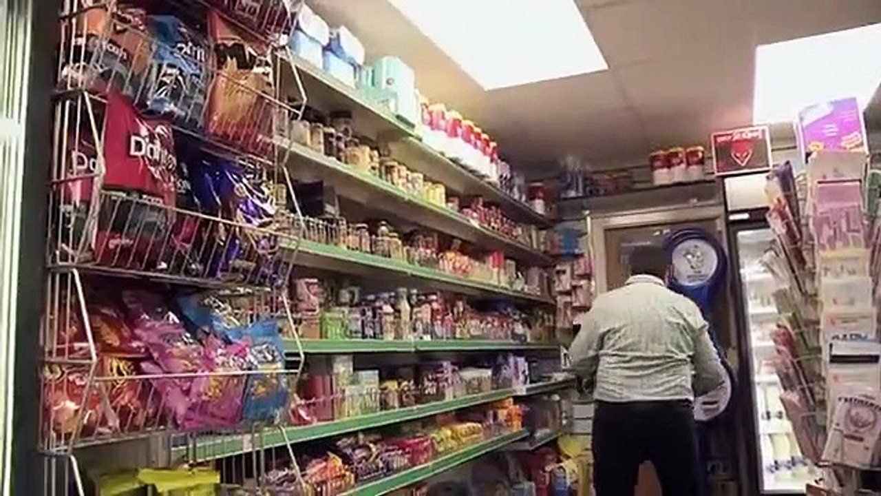 Caught Red Handed - Se4 - Ep02 HD Watch