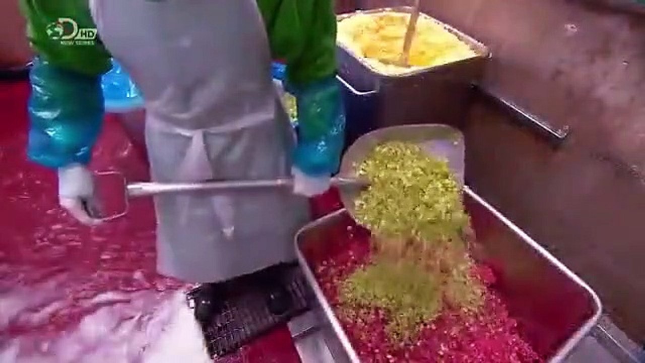 How It's Made - Se19 - Ep02 HD Watch