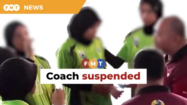 Coach who slapped players suspended by volleyball association