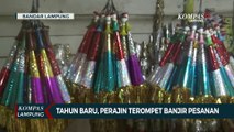 Momen Tahun Baru, Perajin Terompet Banjir Pesanan