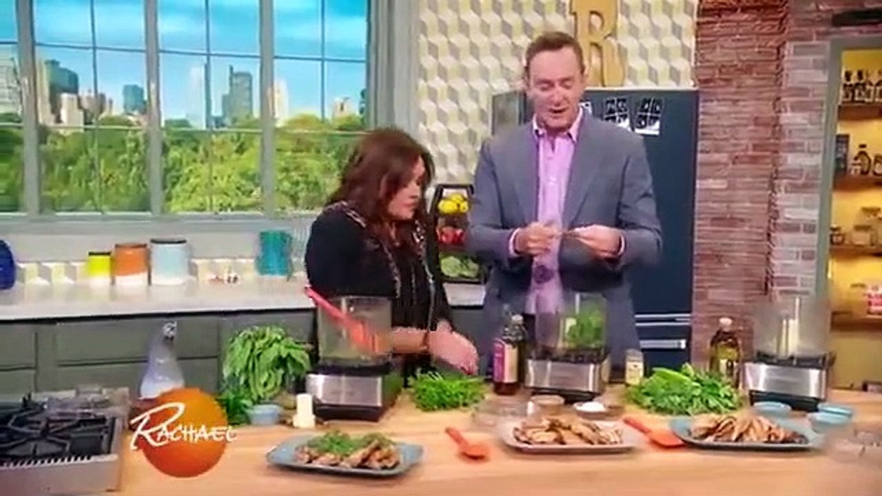 Rachael Ray - Se13 - Ep150 - Clinton Kelly's Summer Party Shortcuts HD Watch