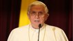 GALA VIDEO - Mort de Benoît XVI : le Vatican publie les premières photos du corps du pape émérite