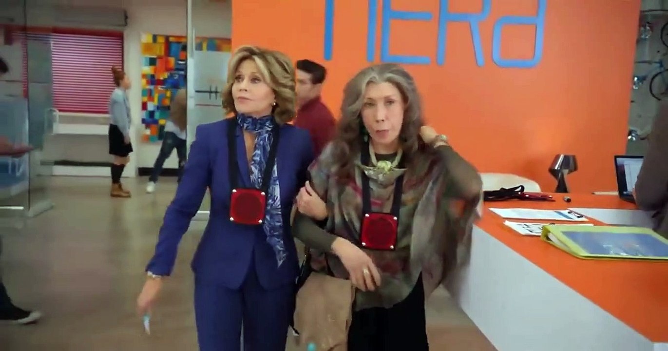Grace and Frankie - Se3 - Ep02 - The Incubator HD Watch