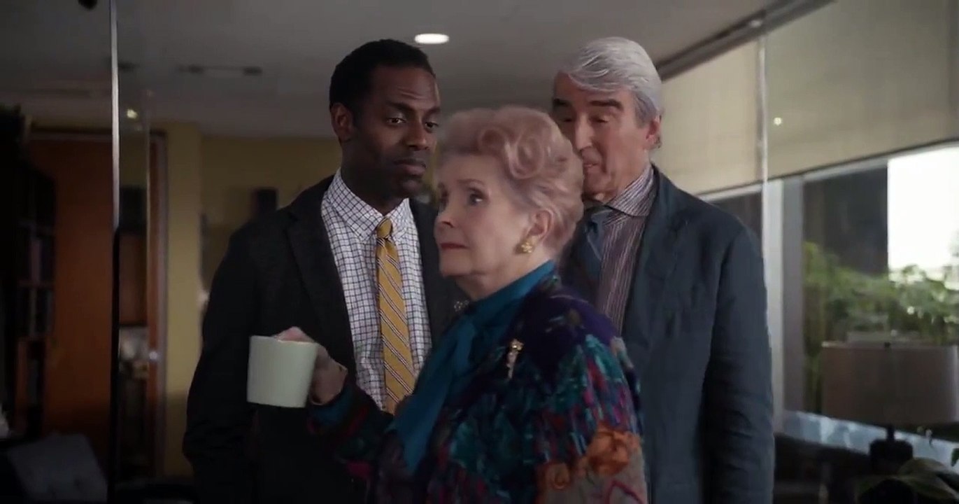 Grace and Frankie - Se3 - Ep08 - The Alert., HD Watch