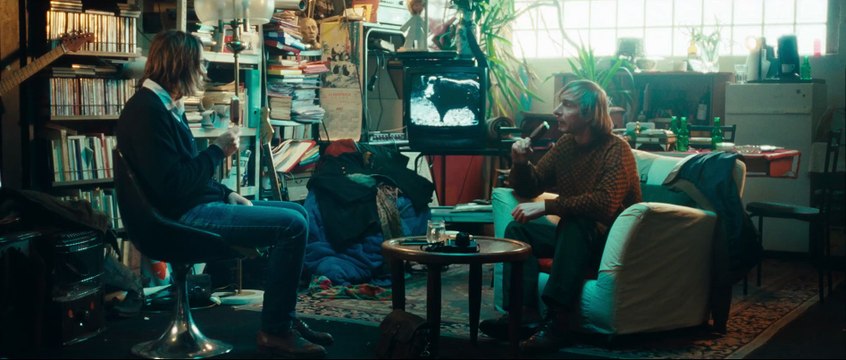 Bande annonce officielle de Tout fout le camp de Sébastien Betbeder