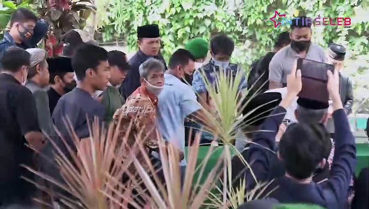Sebelum Meninggal, Mamih Popon Lihat Rumah Baru Raffi Ahmad