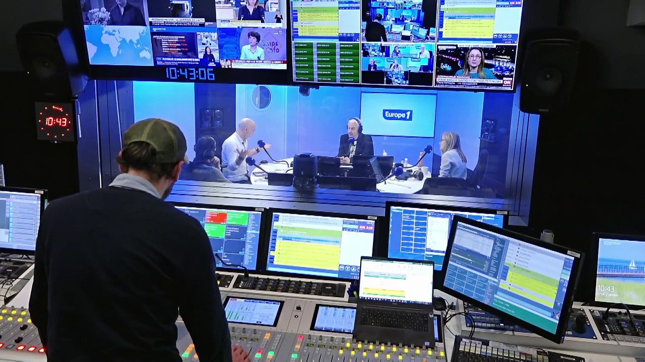 «Vergès : une nuit avec le diable», la vie en bande dessinée du célèbre avocat Jacques Vergès