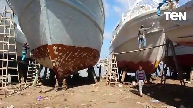 مراكب الصيد.. صناعة تشتهر بها عزبة البرج بدمياط