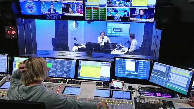 Retraites, énergie... Ces dossiers chauds qui attendent Emmanuel Macron en 2023