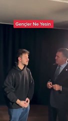 TikTok fenomeni Mustafa Sarıgül Starbucks’a giden genci bu hale soktu