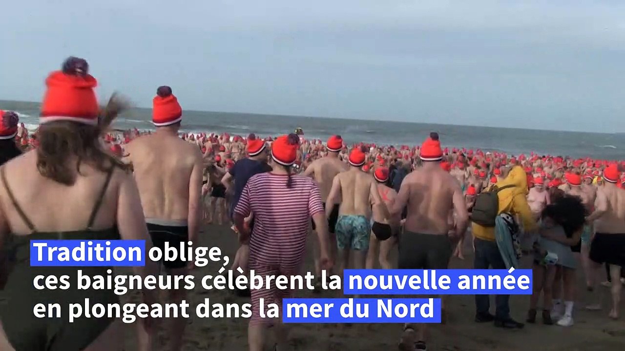 A La Haye, une baignade dans la mer du Nord pour le Nouvel An