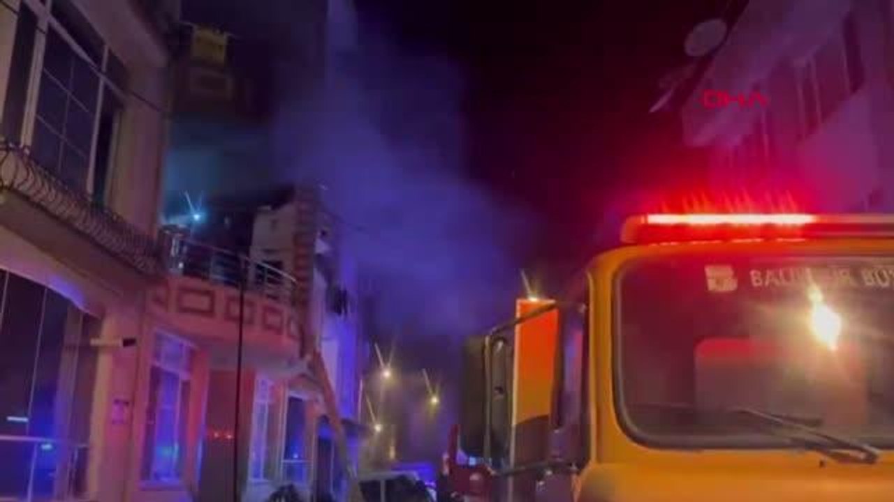 EVDE YANGIN ÇIKTI; 'FUKİ'NİN HAVLAMASIYLA AİLE ÖLÜMDEN DÖNDÜ
