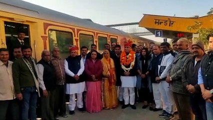 आरटीडीसी चैयरमेन धर्मेंद्र सिंह राठौड़ पहुंचे जोधपुर, विभिन्न पर्यटन स्थलों का लिया जायजा   --पैलेस ऑन  व्हील में जैसलमेर से जोधपुर पहुंचे राठौड़