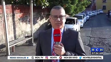 ¡De rodillas ante la extorsión! Sin operar permanece punto de taxis Kennedy-Centro