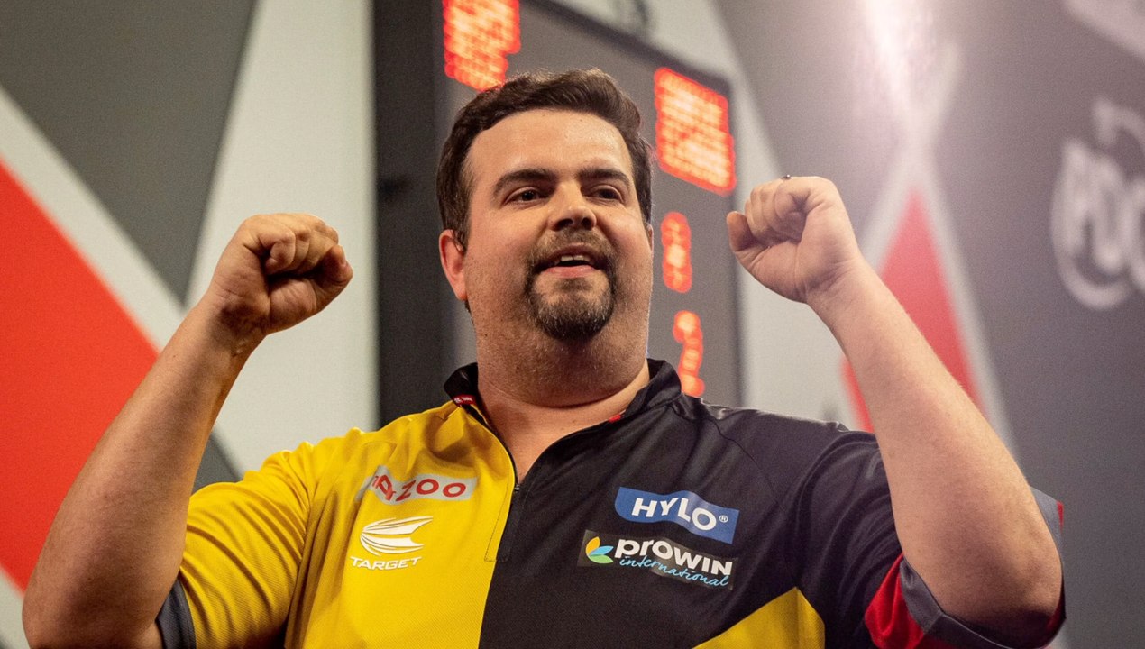 So viel Geld erhält der deutsche Darts-Halbfinalist Clemens