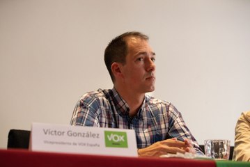 Diputado de Vox advierte con denunciar la violación de derechos humanos en Bolivia