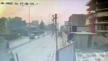 İzmir'de 6 kişinin yaşamını yitirdiği vinç faciasının görüntüleri yayınlandı