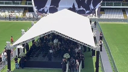 Adeus, Pelé: Torcedores comparecem ao velório de Pelé