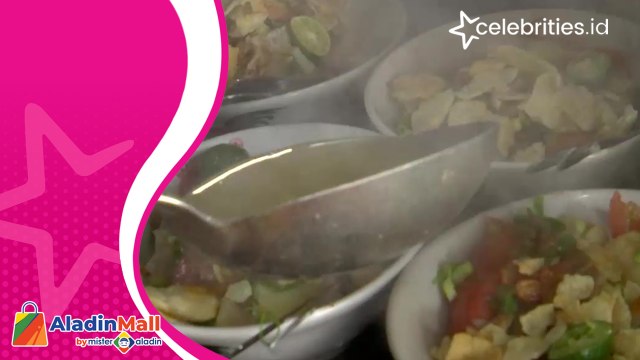 Mencicipi Sedapnya Sop Kaki Sapi Legendaris di Cideng sejak 1980, Cocok saat Musim Hujan