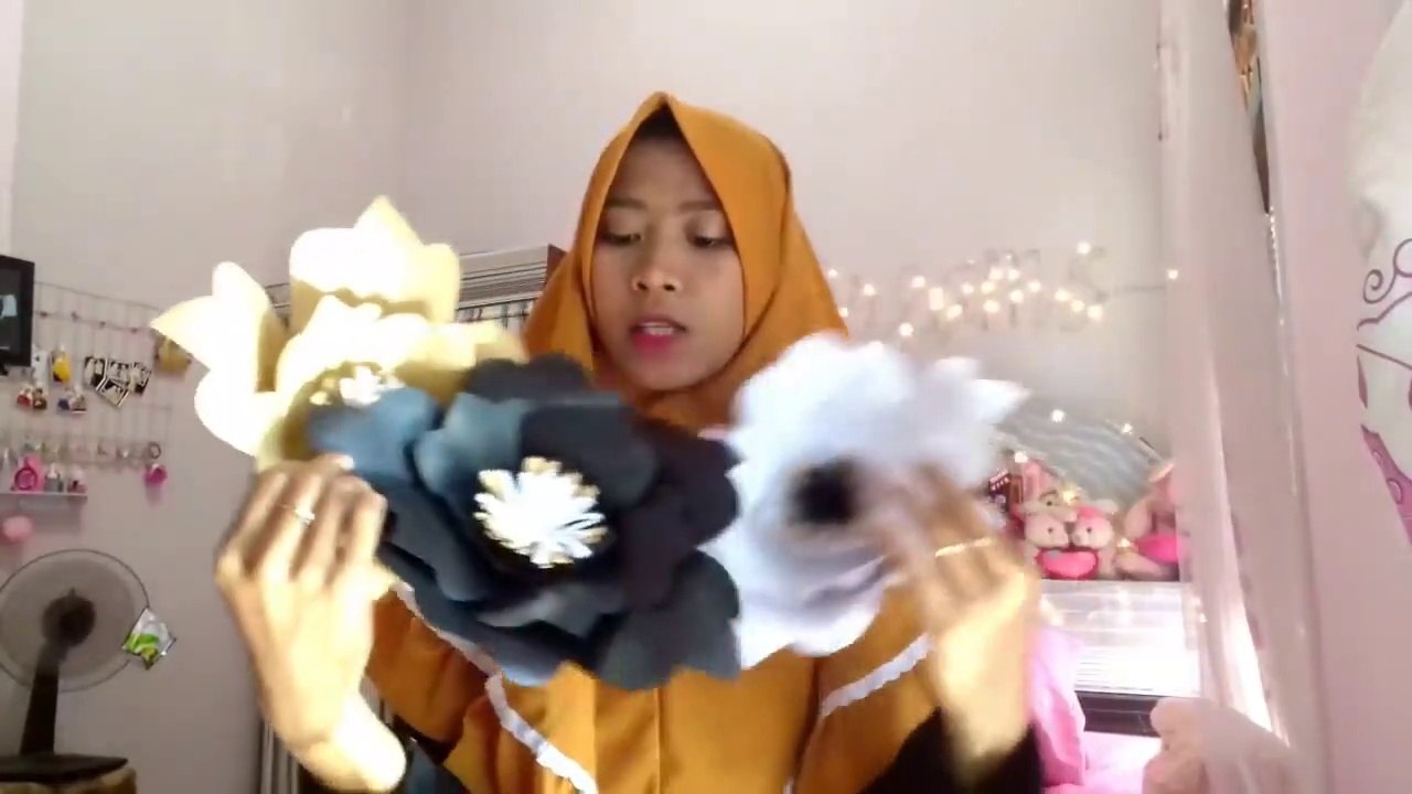 DIY Bikin Bunga Kertas _ Paper Flowers Untuk Backdrop Tunangan