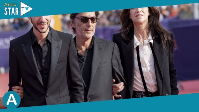 Charlotte Gainsbourg ressort des photos d'archives, Yvan Attal n'est pas le père de Ben pour rien !