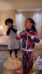 تامر عاشور في ضيافة عائلة ملسوعة ورد فعل طريف من كنان