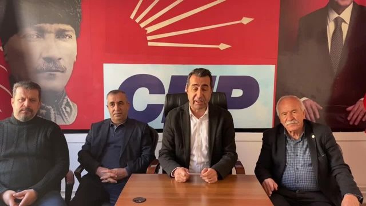 CHP Niğde İl Başkanı Erhan Adem: " Rektör'ü ve Yönetimi Uyarıyorum Derhal Görevine Son Verin "