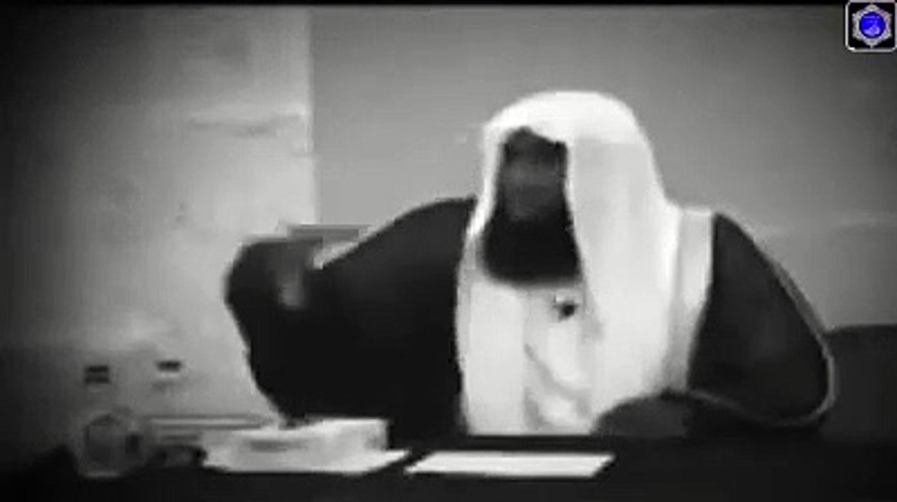 قصه الرجل الذي حفر حفره للنبي ﷺ في غزوة احد وكسرت رباعيت النبي ﷺ