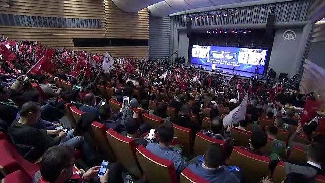 Cumhurbaşkanı Erdoğan: Memur, memur emeklileri ve diğer tüm emeklilerimizin maaş artış oranını yüzde 25 olarak uygulayacağımızın müjdesini vermek istiyorum