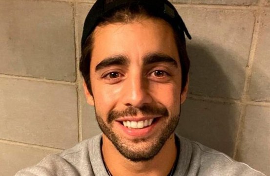 ‘Meus filhos são minha prioridade’, rebate Pedro Scooby após acusações de Luana Piovani