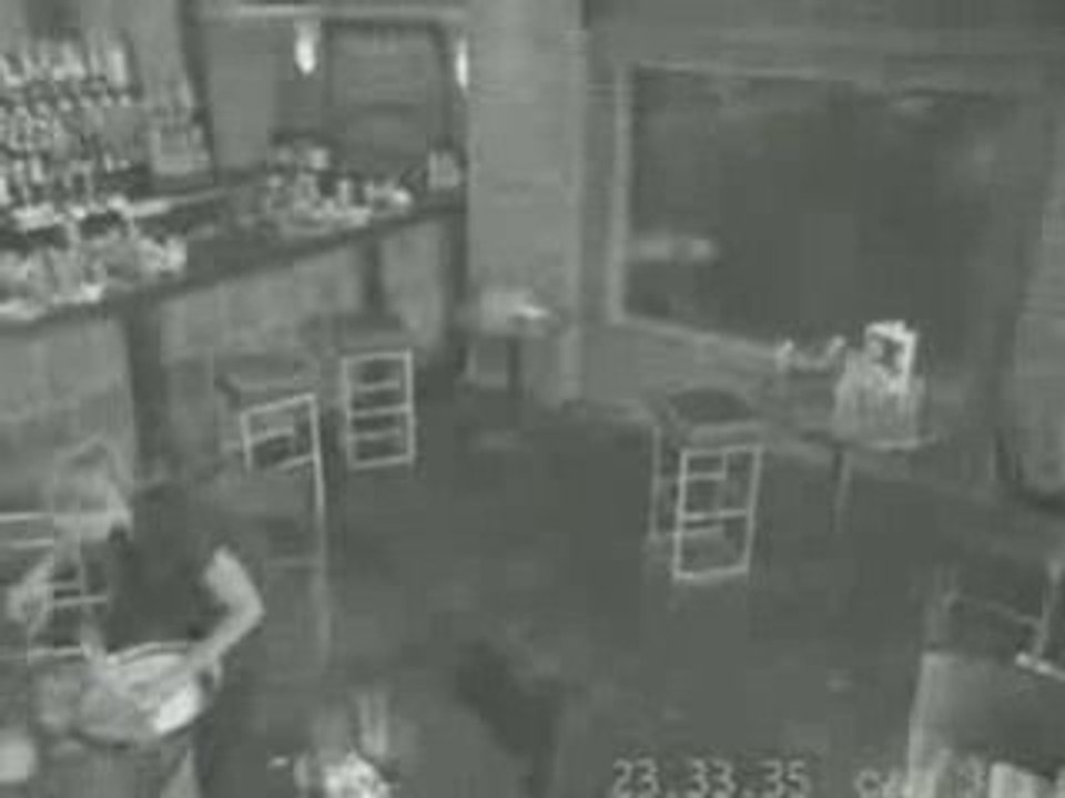 Bar woman