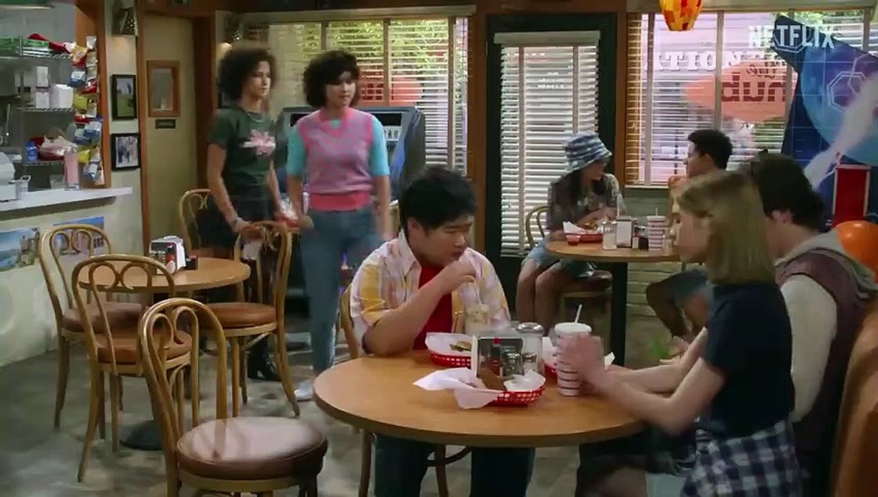 THAT _90s SHOW Trailer (2023) Mila Kunis_ Ashton Kutcher