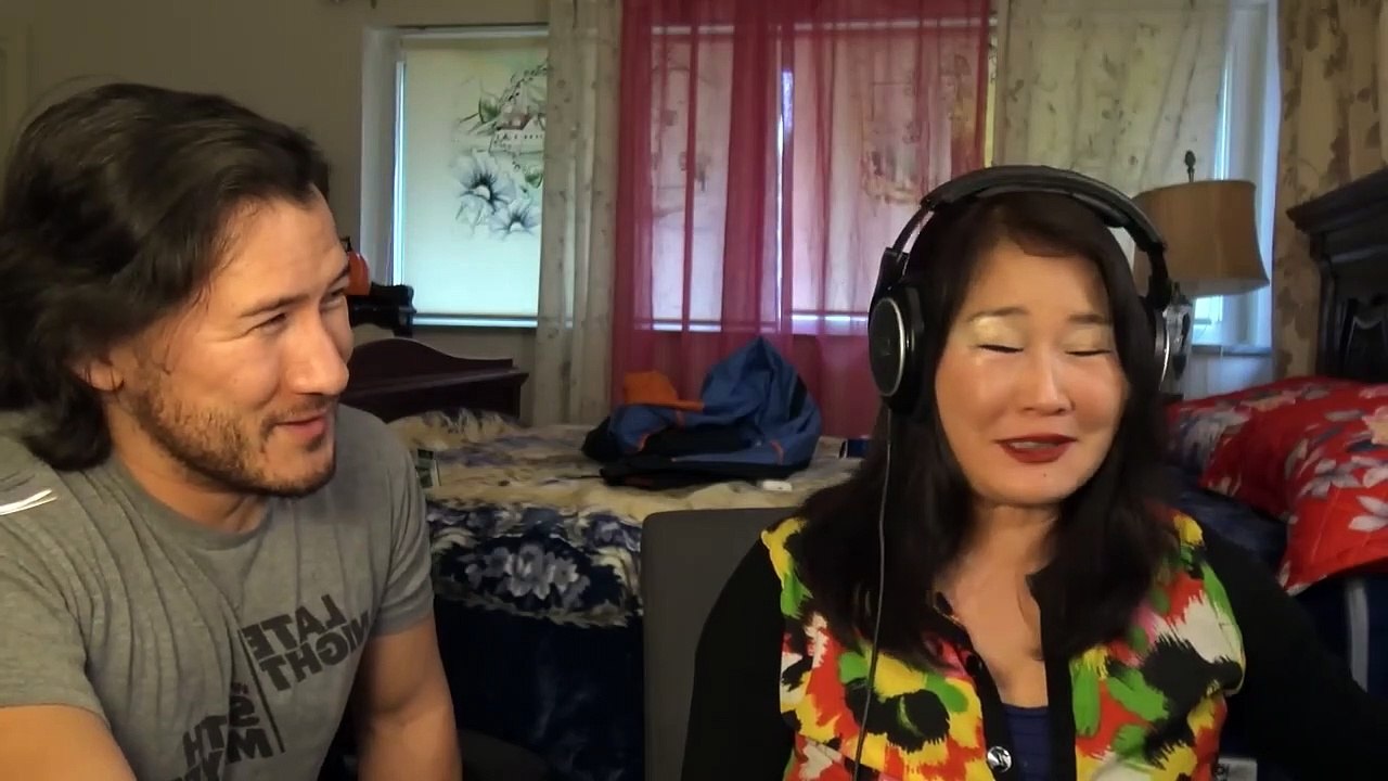 My Mom Plays Five Nights at Freddy's: Sister Location