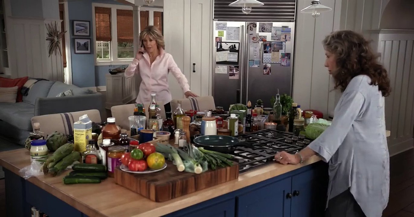 Grace and Frankie - Se3 - Ep09 - The Apology HD Watch