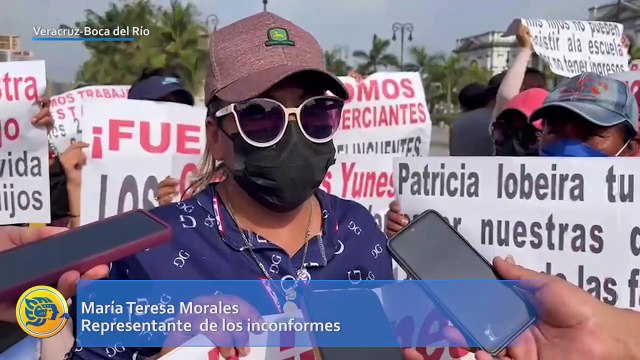 Comerciantes del malecón exigen opciones para ofrecer sus productos en Veracruz