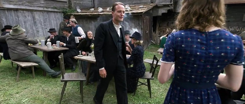 Une vie cachée Bande-annonce (RU)