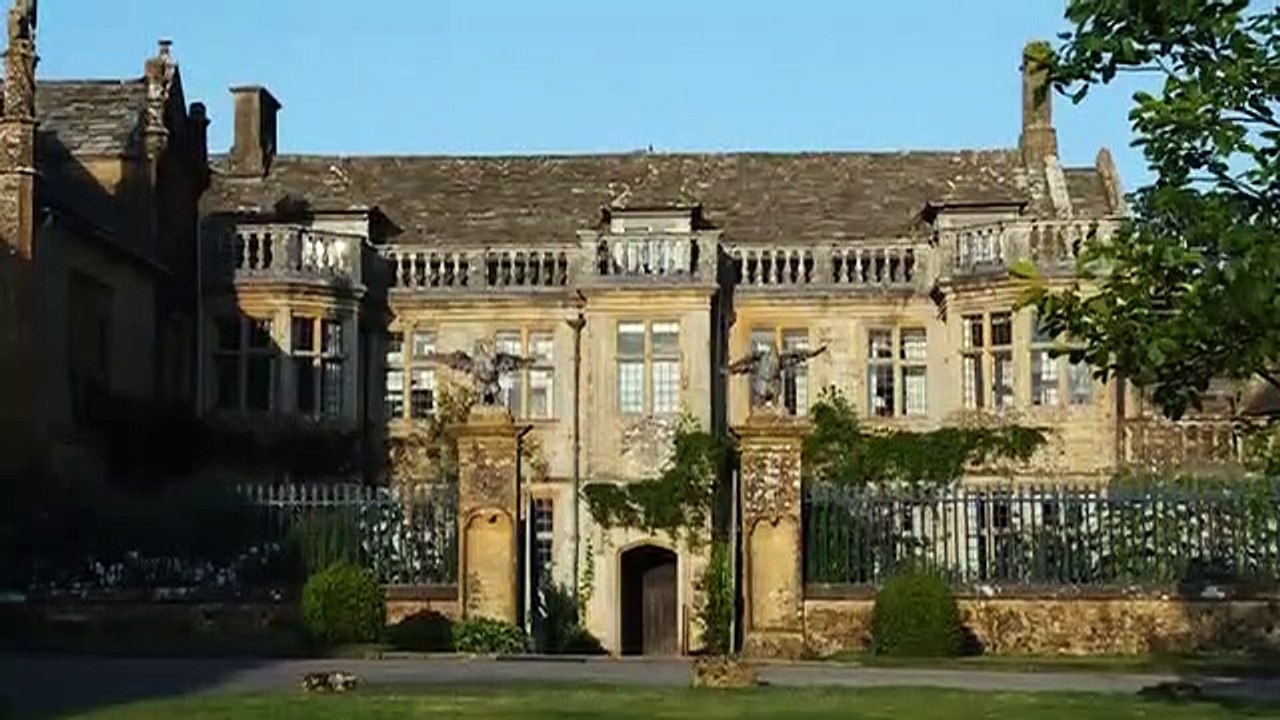 An American Aristocrat's Guide to Great Estates - Se1 - Ep04 - Boughton House HD Watch
